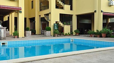 Palm Court Suites Havuz / Deniz