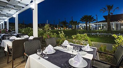 Palm Wings Ephesus Beach Resort Yeme / İçme