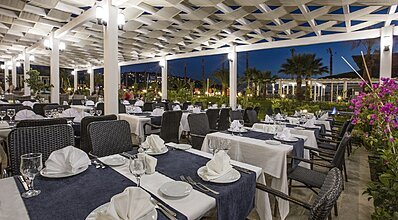 Palm Wings Ephesus Beach Resort Yeme / İçme