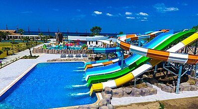 Palm Wings Ephesus Beach Resort Havuz / Deniz