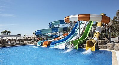 Palm Wings Ephesus Beach Resort Havuz / Deniz