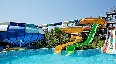 Pine Bay Holiday Resort Havuz / Deniz