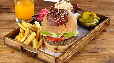 Ramada Plaza by Wyndham İzmir Yeme / İçme