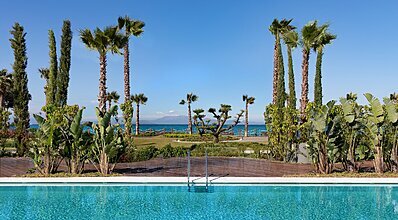 Reges a Luxury Collection Resort & Spa Havuz / Deniz