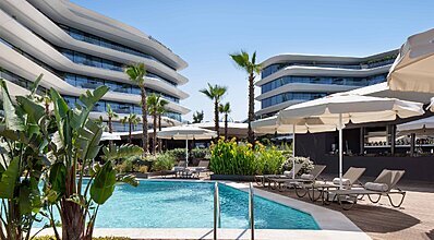 Reges a Luxury Collection Resort & Spa Havuz / Deniz