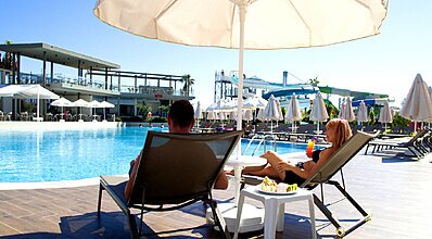 Riolavitas Resort & Spa Hotel Havuz / Deniz