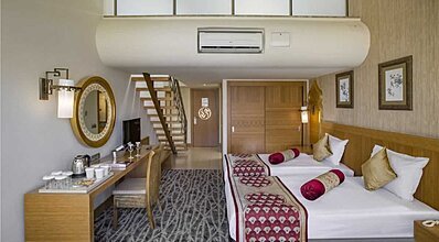 Royal Dragon Hotel Oda