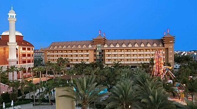 Royal Dragon Hotel Genel Görünüm