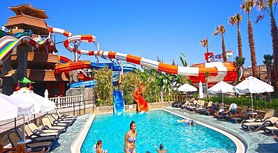 Royal Dragon Hotel Havuz / Deniz
