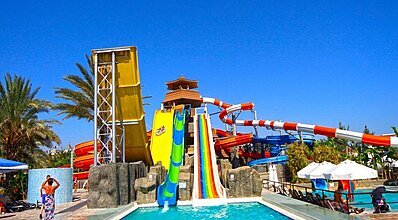 Royal Dragon Hotel Havuz / Deniz