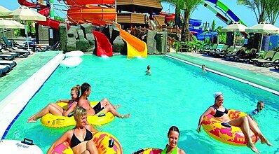 Royal Dragon Hotel Havuz / Deniz