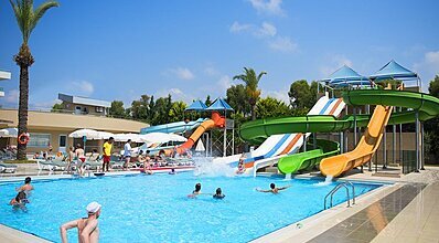 Royal Garden Beach Otel Havuz / Deniz