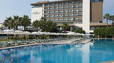 Royal Garden Beach Otel Havuz / Deniz