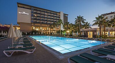 Royal Garden Beach Otel Havuz / Deniz
