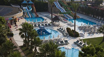 Royal Garden Beach Otel Havuz / Deniz