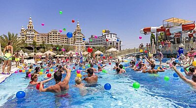 Royal Holiday Palace Havuz / Deniz