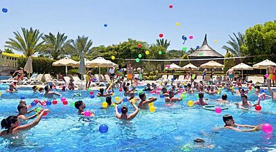 Royal Holiday Palace Havuz / Deniz