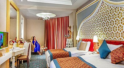 Royal Taj Mahal Hotel Side Oda