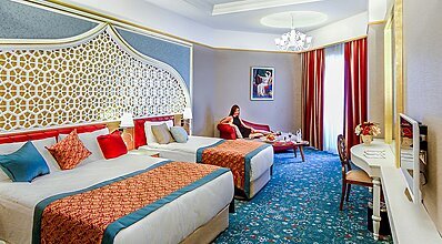 Royal Taj Mahal Hotel Side Oda