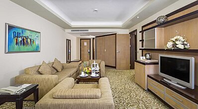 Royal Wings Hotel Lara Oda