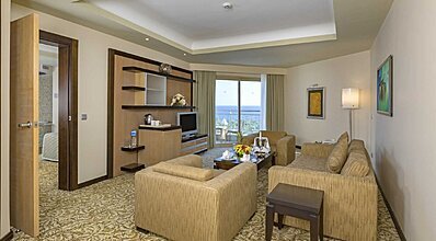 Royal Wings Hotel Lara Oda