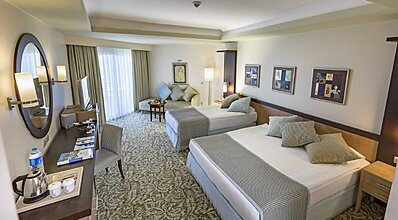 Royal Wings Hotel Lara Oda