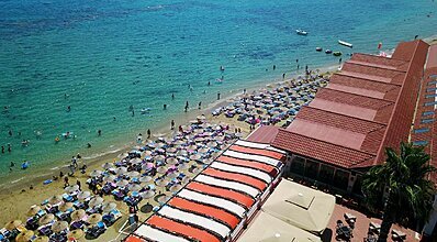 Salamis Bay Conti Hotel Havuz / Deniz