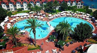 Salamis Bay Conti Hotel Havuz / Deniz