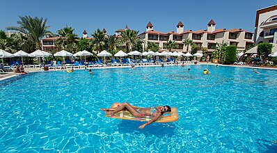 Saphir Hotel & Villas Havuz / Deniz