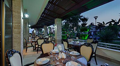 Saphir Hotel & Villas Yeme / İçme