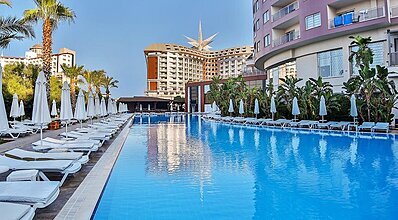 Saturn Palace Resort Hotel Havuz / Deniz
