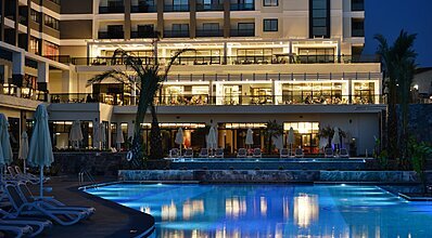 Seaden Valentine Resort & Spa Havuz / Deniz