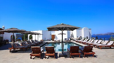Senses Hotel Havuz / Deniz