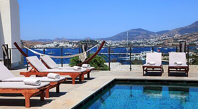 Senses Hotel Havuz / Deniz