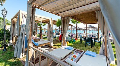 Siam Elegance Hotels Spa Havuz / Deniz