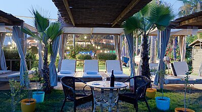 Siam Elegance Hotels Spa Havuz / Deniz