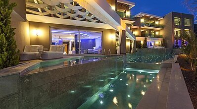 Sign By Ersan Havuz / Deniz