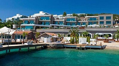 Sign By Ersan Havuz / Deniz