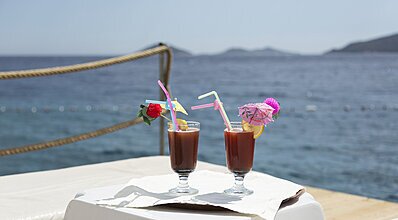 Soothe Hotel Havuz / Deniz