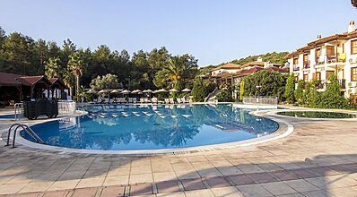 Telmessos Neva Hotel Havuz / Deniz