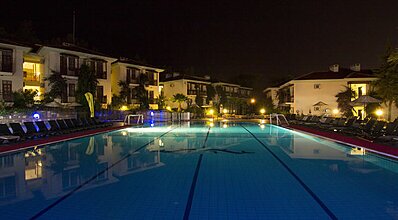 Telmessos Neva Hotel Havuz / Deniz