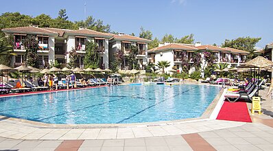 Telmessos Neva Hotel Havuz / Deniz