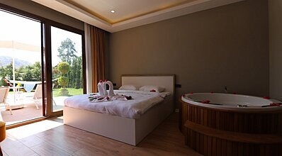 The Bay Beach Club Oda