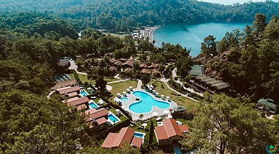 The Bay Beach Club Havuz / Deniz