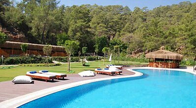 The Bay Beach Club Havuz / Deniz