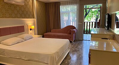 The Bay Beach Club Oda