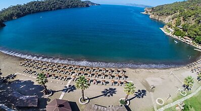 The Bay Beach Club Havuz / Deniz