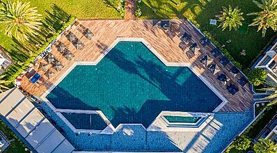 The Oba Hotel Havuz / Deniz