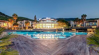 The Oba Hotel Havuz / Deniz
