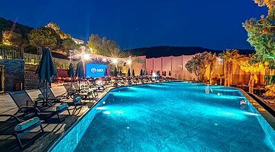 The Oba Hotel Havuz / Deniz